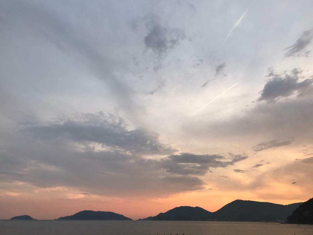 La Maggiolina Camere La Spezia Kültér fotó